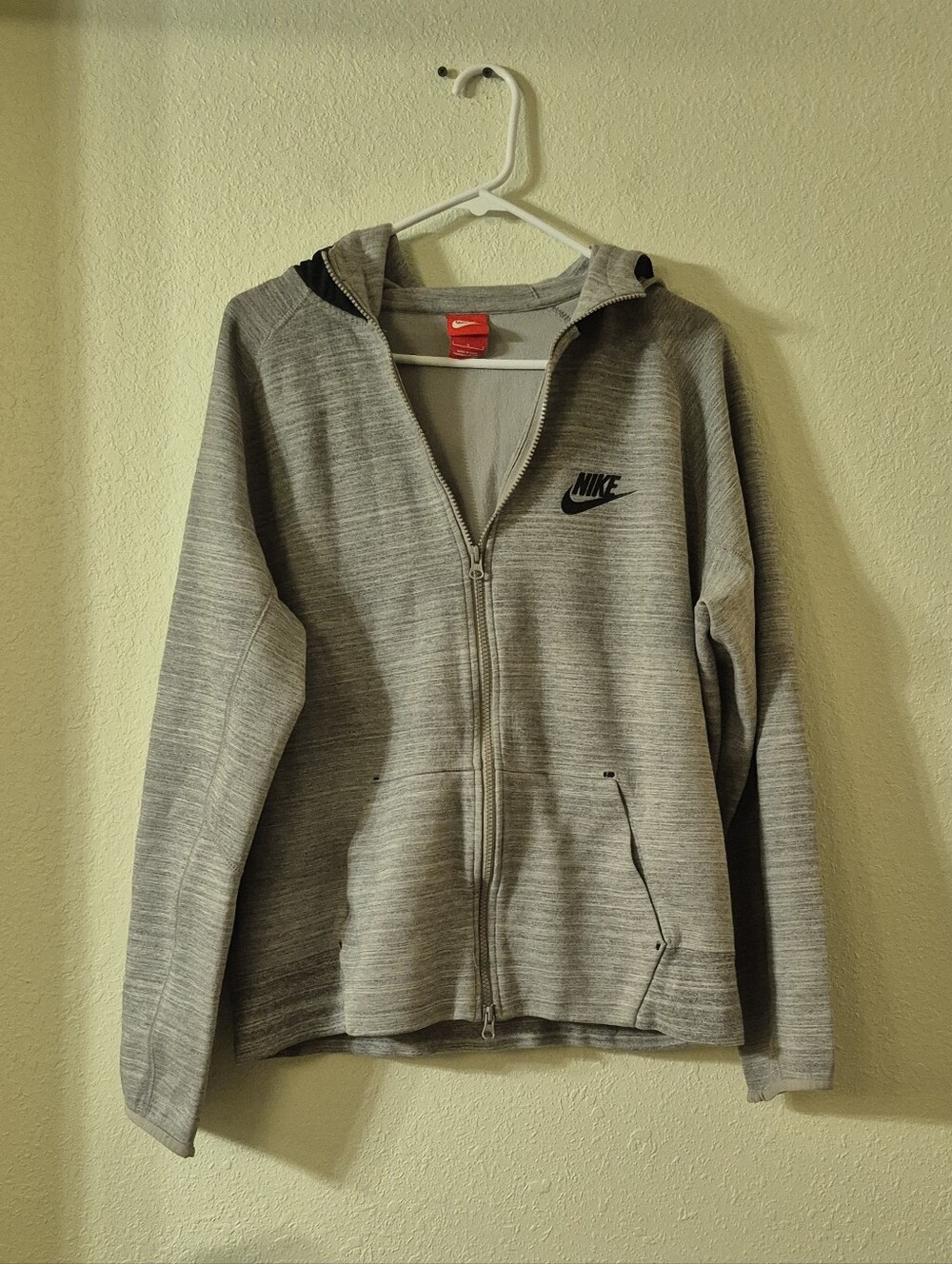 Nike Gray Men’s Full-Zip Bomber Hoodie Jacket